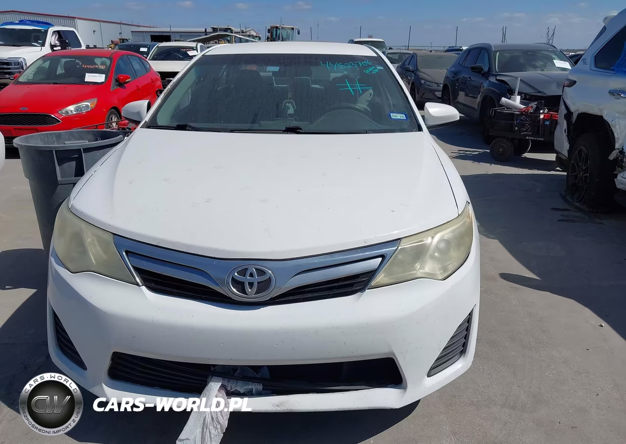 2014 Toyota Camry Le VIN:4T1BF1FK9EU416789 - 12