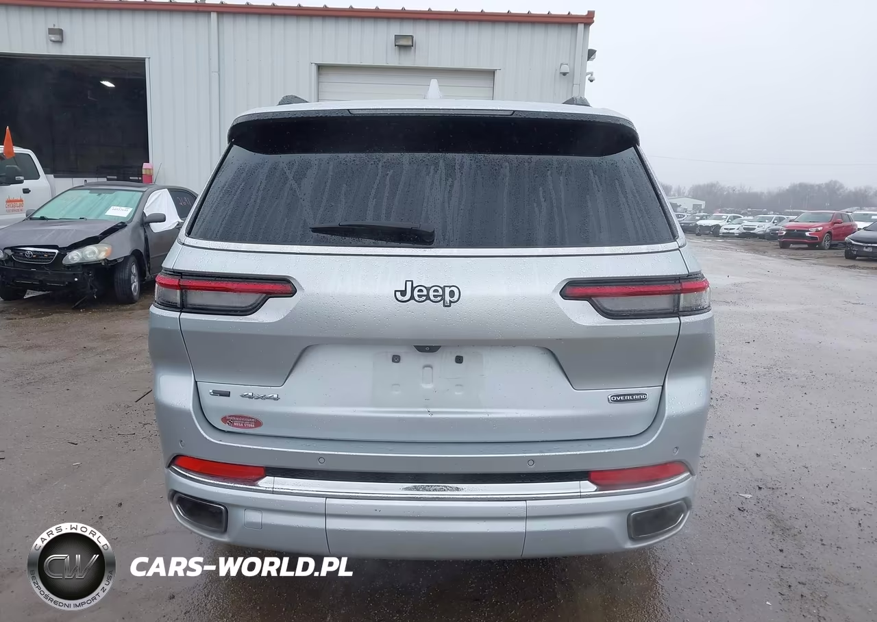 2021 Jeep Grand Cherokee L Overland 4X4 VIN:1C4RJKDG7M8179636 - 17