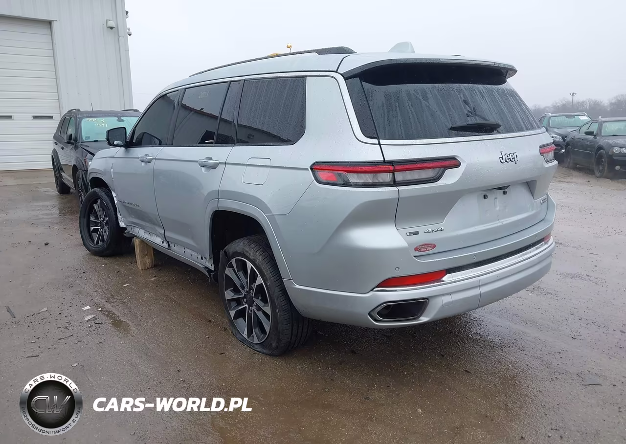 2021 Jeep Grand Cherokee L Overland 4X4 VIN:1C4RJKDG7M8179636 - 3