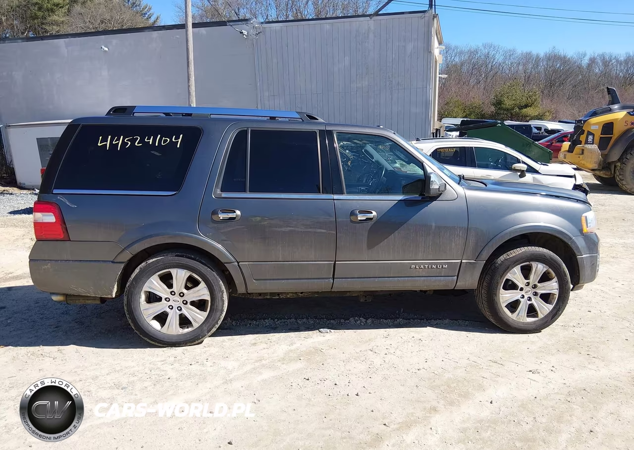 2015 Ford Expedition Platinum VIN:1FMJU1MT4FEF34726 - 13