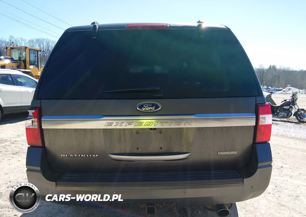 2015 Ford Expedition Platinum VIN:1FMJU1MT4FEF34726 - 16