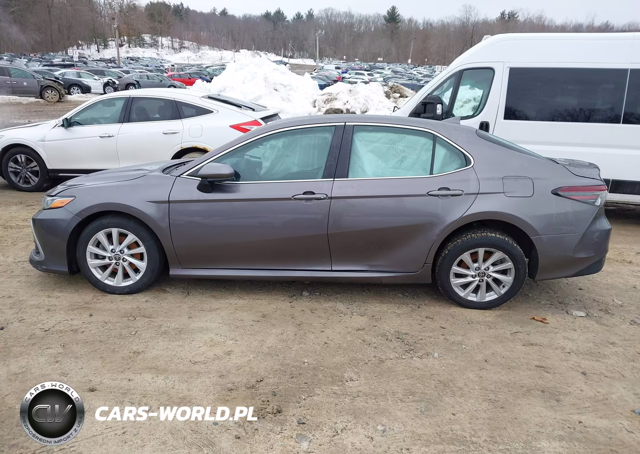 2022 Toyota Camry Le VIN:4T1C11AKXNU647727 - 14