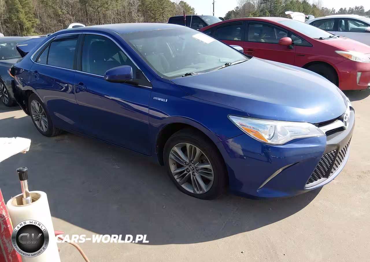 2016 Toyota Camry Hybrid Se