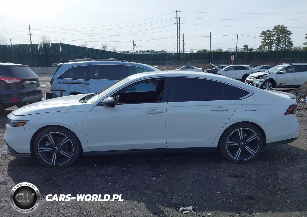 2024 Honda Accord Hybrid Sport VIN:1HGCY2F51RA089400 - 14
