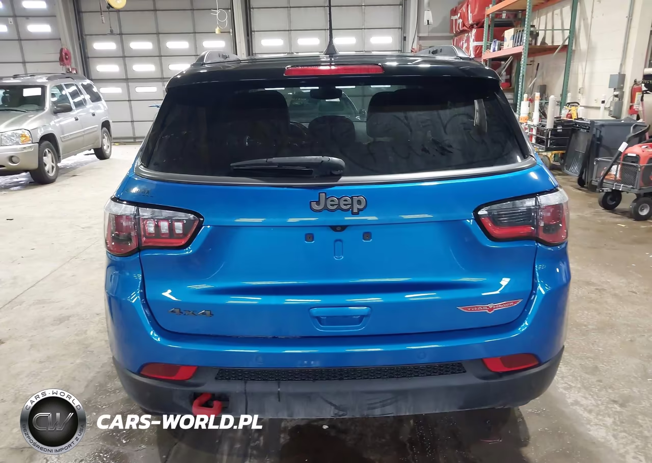 2018 Jeep Compass Trailhawk 4X4 VIN:3C4NJDDB3JT169102 - 17