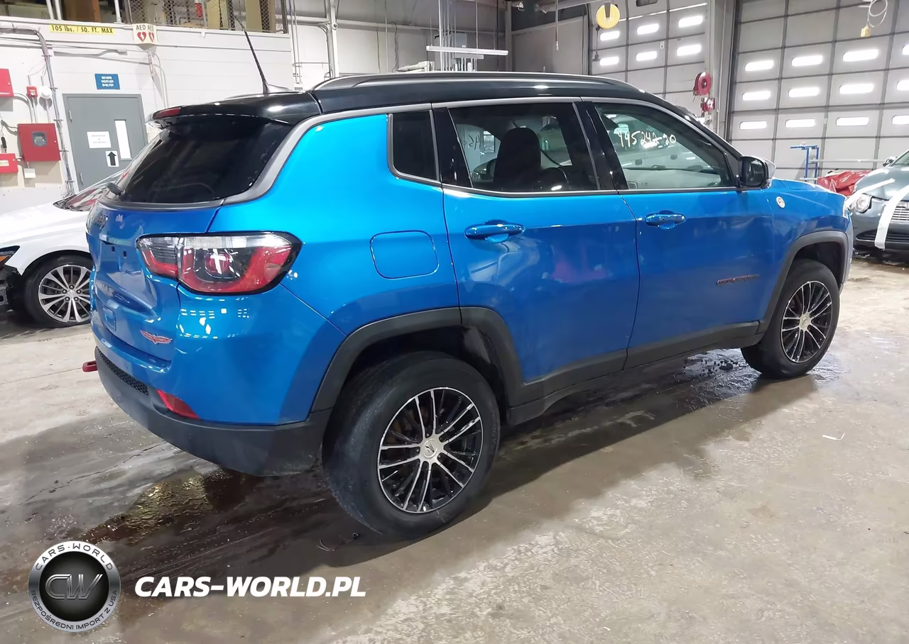 2018 Jeep Compass Trailhawk 4X4 VIN:3C4NJDDB3JT169102 - 4