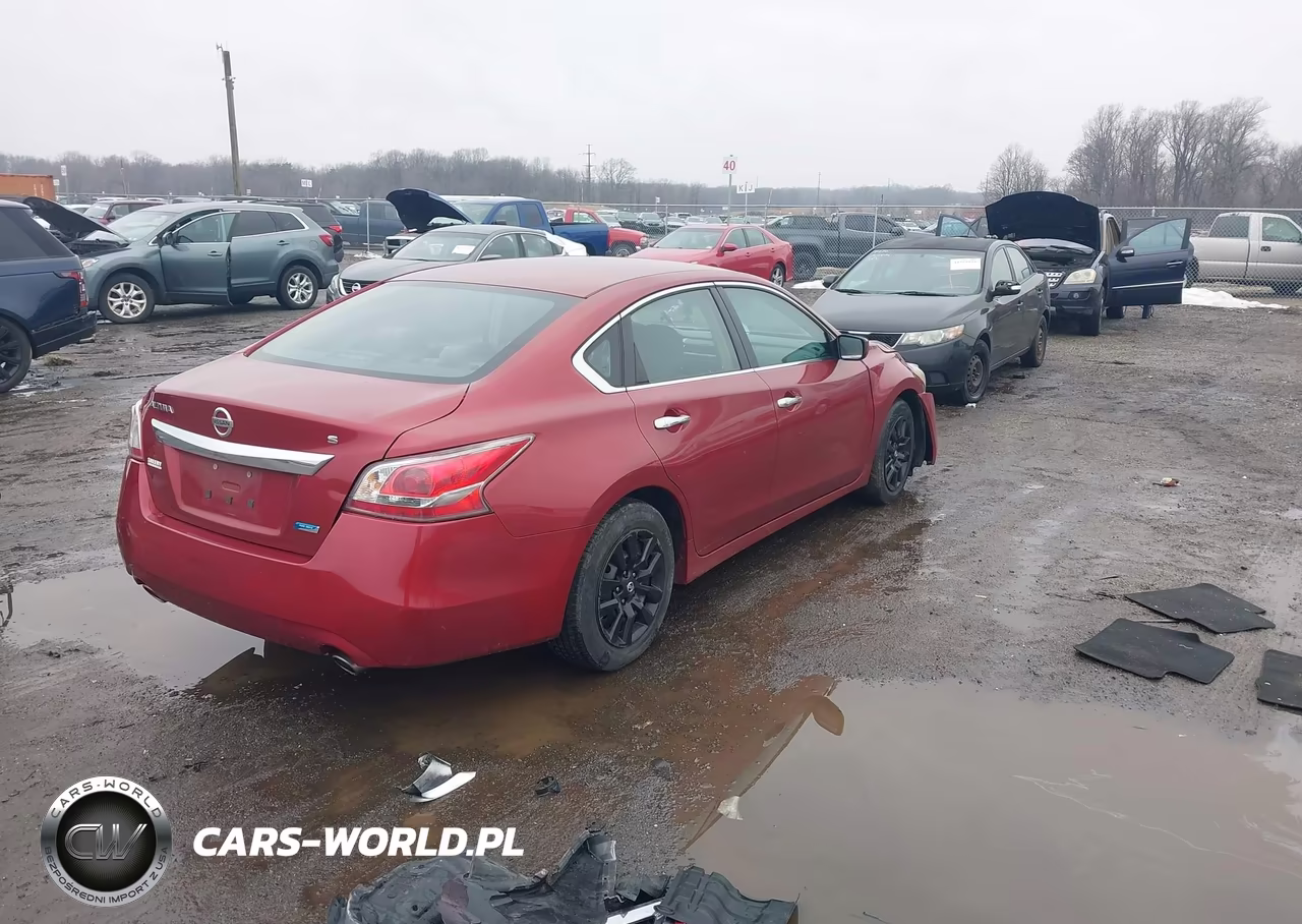 2013 Nissan Altima 2.5 S VIN:1N4AL3AP4DC922399 - 4