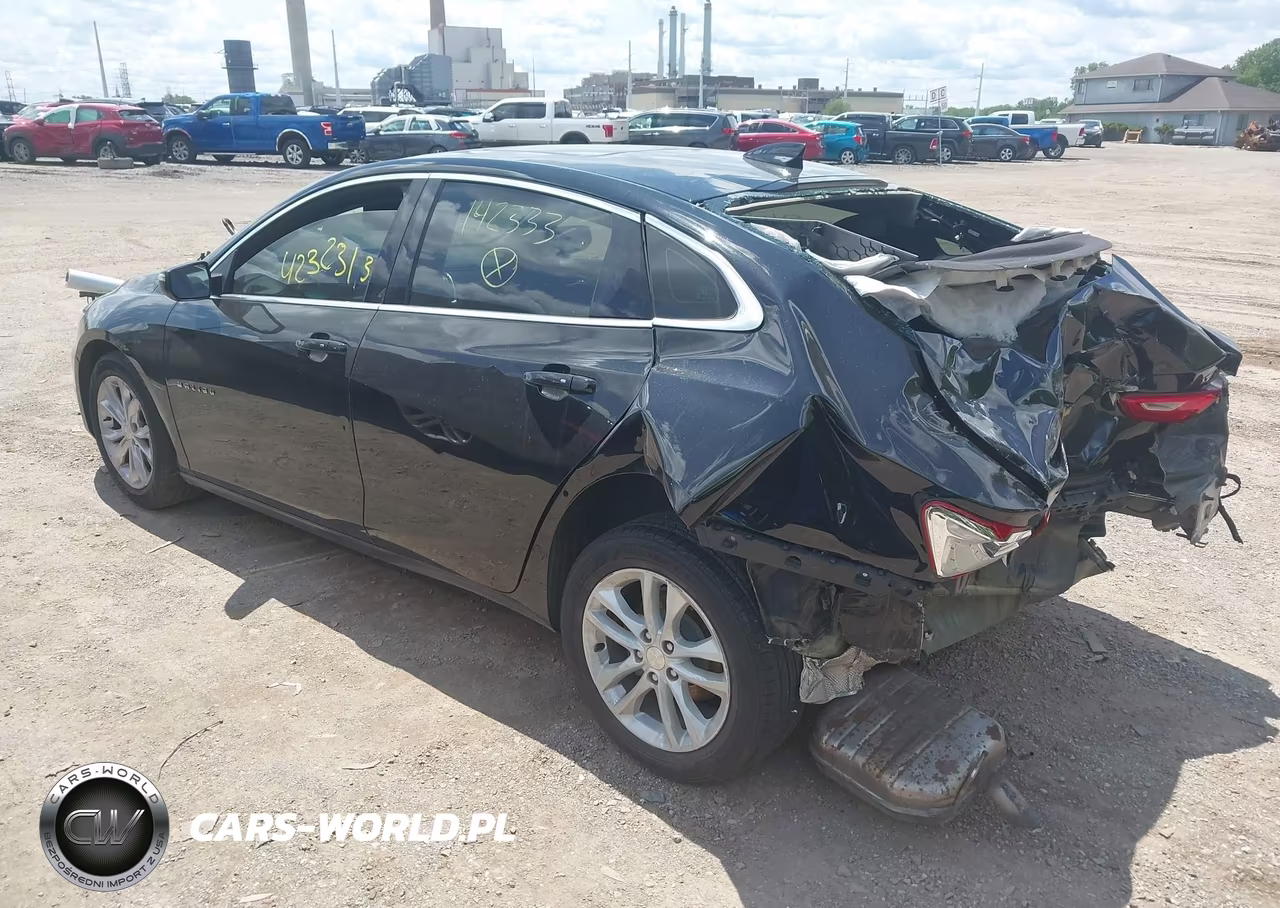 2018 Chevrolet Malibu Lt VIN:1G1ZD5ST1JF142333 - 3