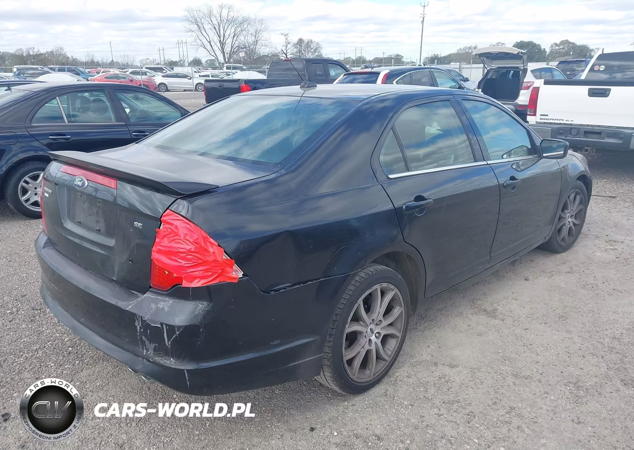 2010 Ford Fusion Se VIN:3FAHP0HA6AR388340 - 4