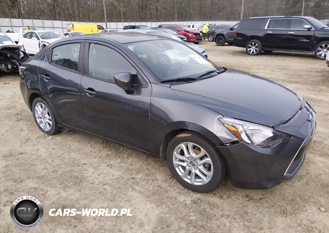 2016 Scion Ia – zdjęcie 1 z 20
