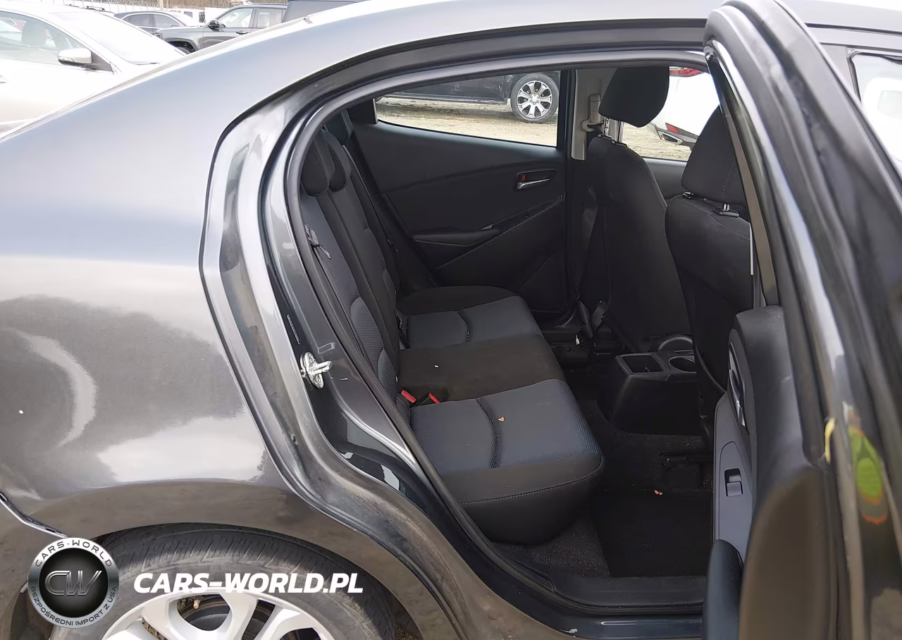 2016 Scion Ia VIN:3MYDLBZV5GY140517 - 8