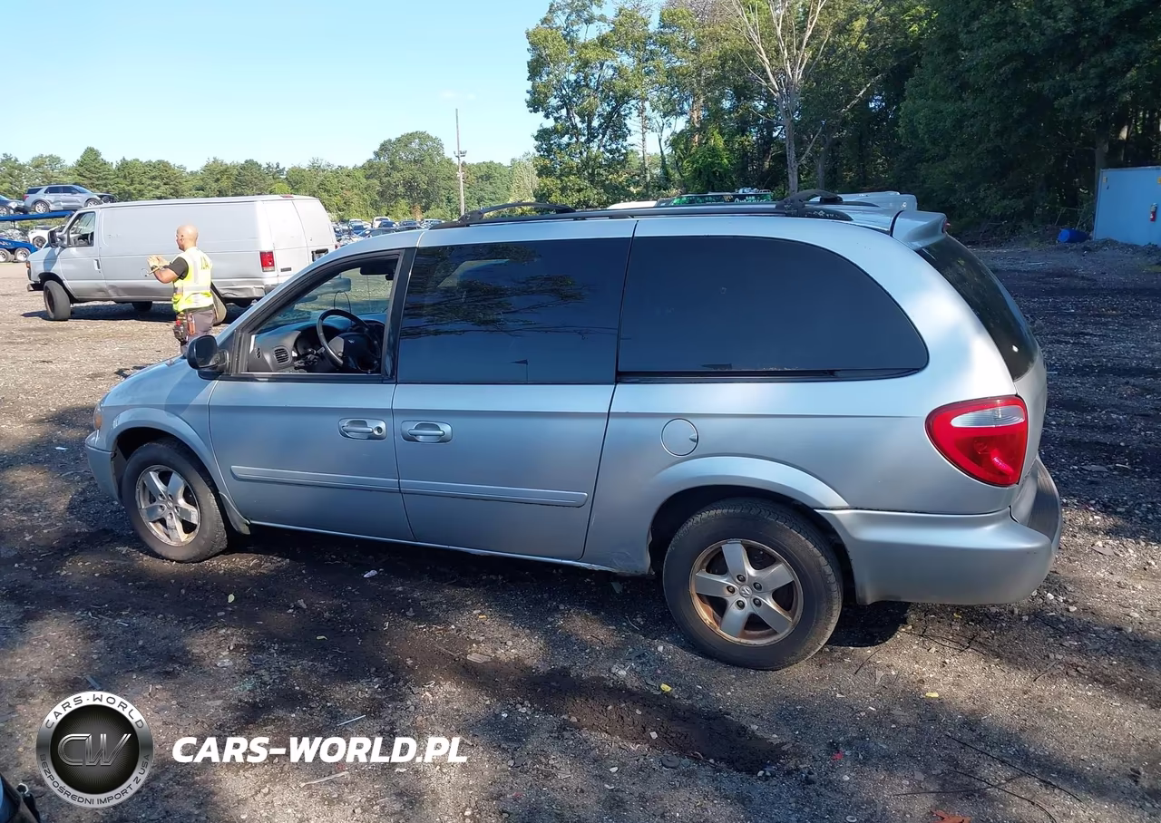 2007 Dodge Grand Caravan Sxt VIN:2D4GP44L27R322020 - 14