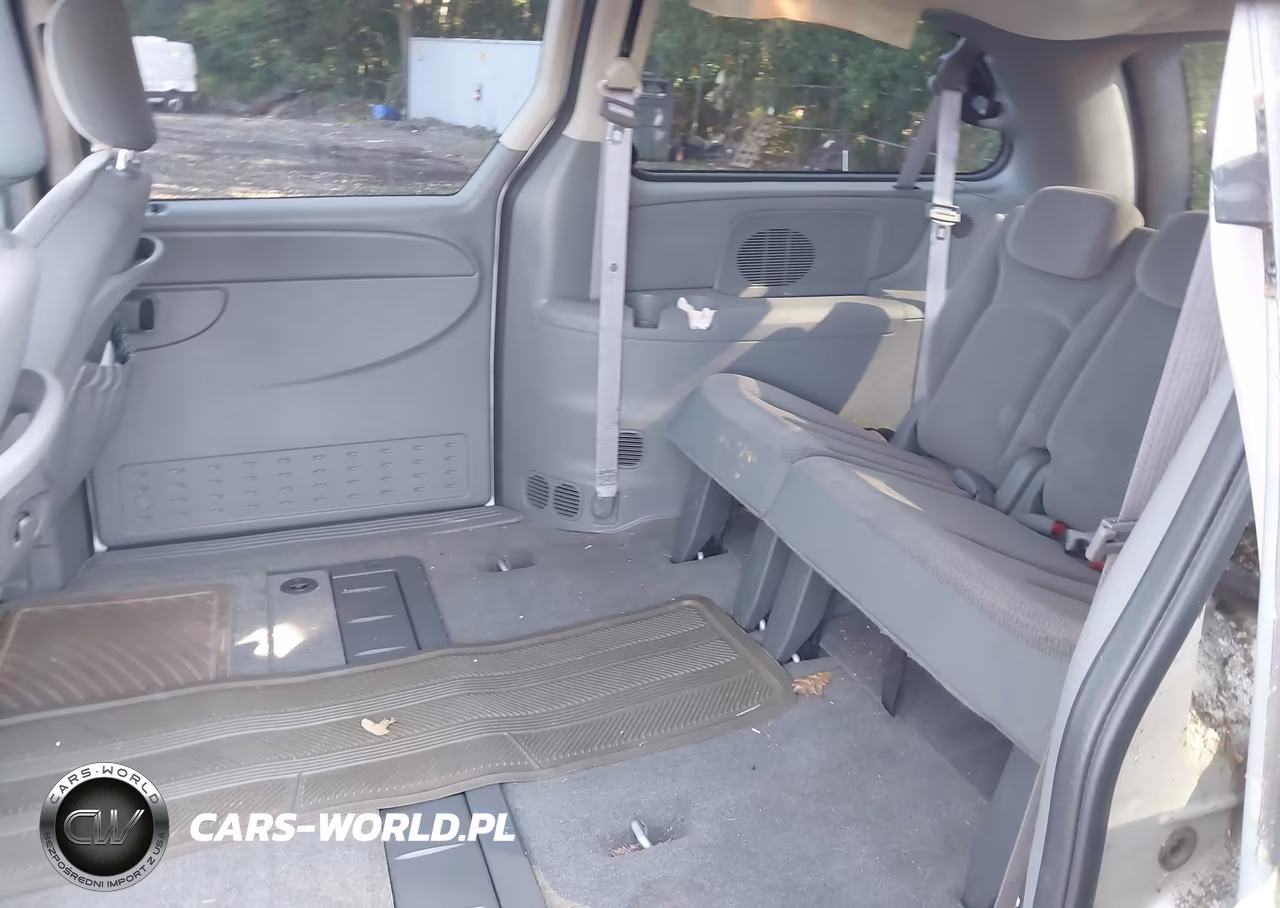 2007 Dodge Grand Caravan Sxt VIN:2D4GP44L27R322020 - 8