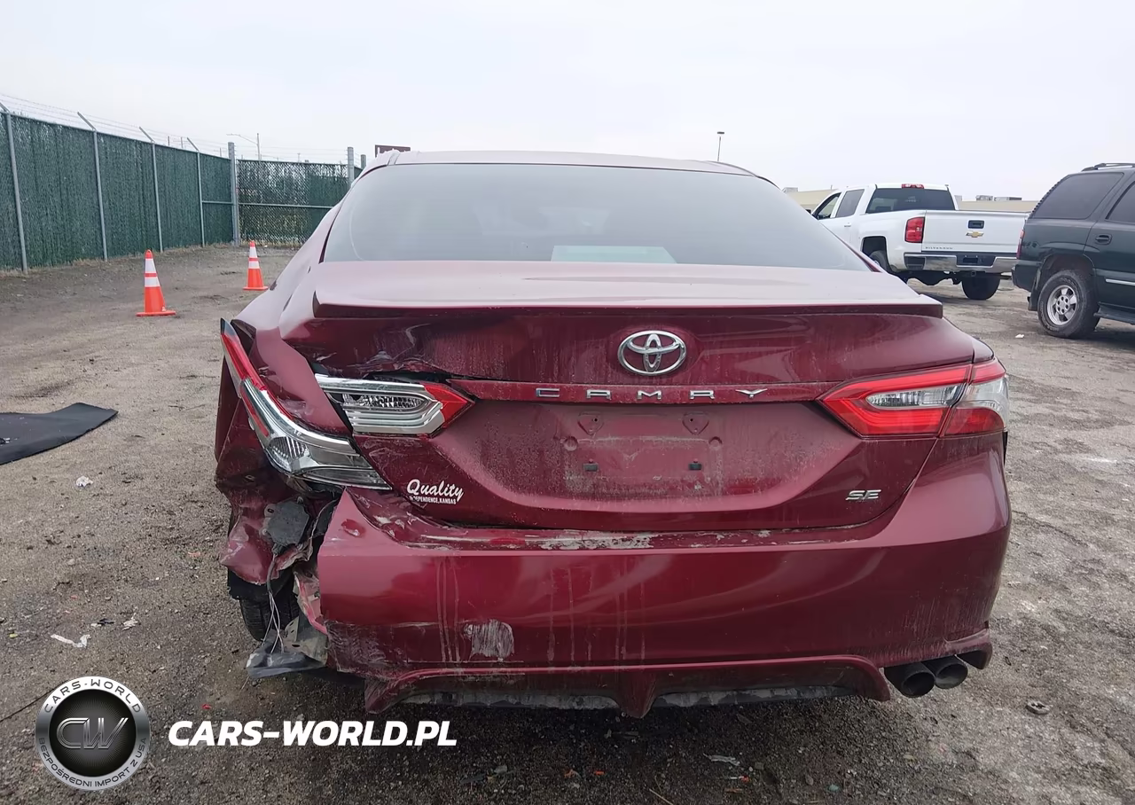 2018 Toyota Camry Se VIN:4T1B11HK5JU648781 - 16