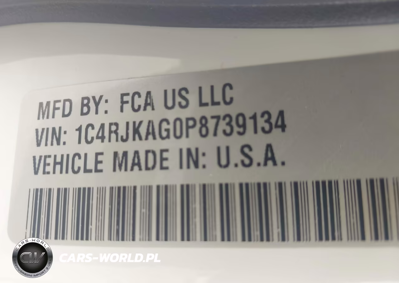 2023 Jeep Grand Cherokee L Laredo 4X4 VIN:1C4RJKAG0P8739134 - 9