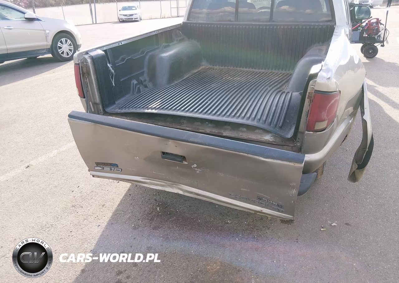 2001 Chevrolet S-10 Ls VIN:1GCDT13W61K242845 - 6