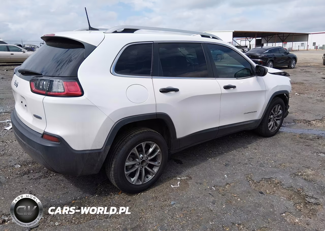2019 Jeep Cherokee Latitude Plus Fwd VIN:1C4PJLLB1KD203047 - 4
