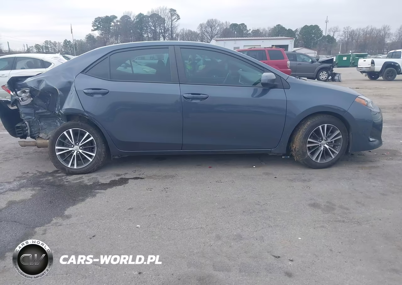 2018 Toyota Corolla Le VIN:5YFBURHE3JP847412 - 12