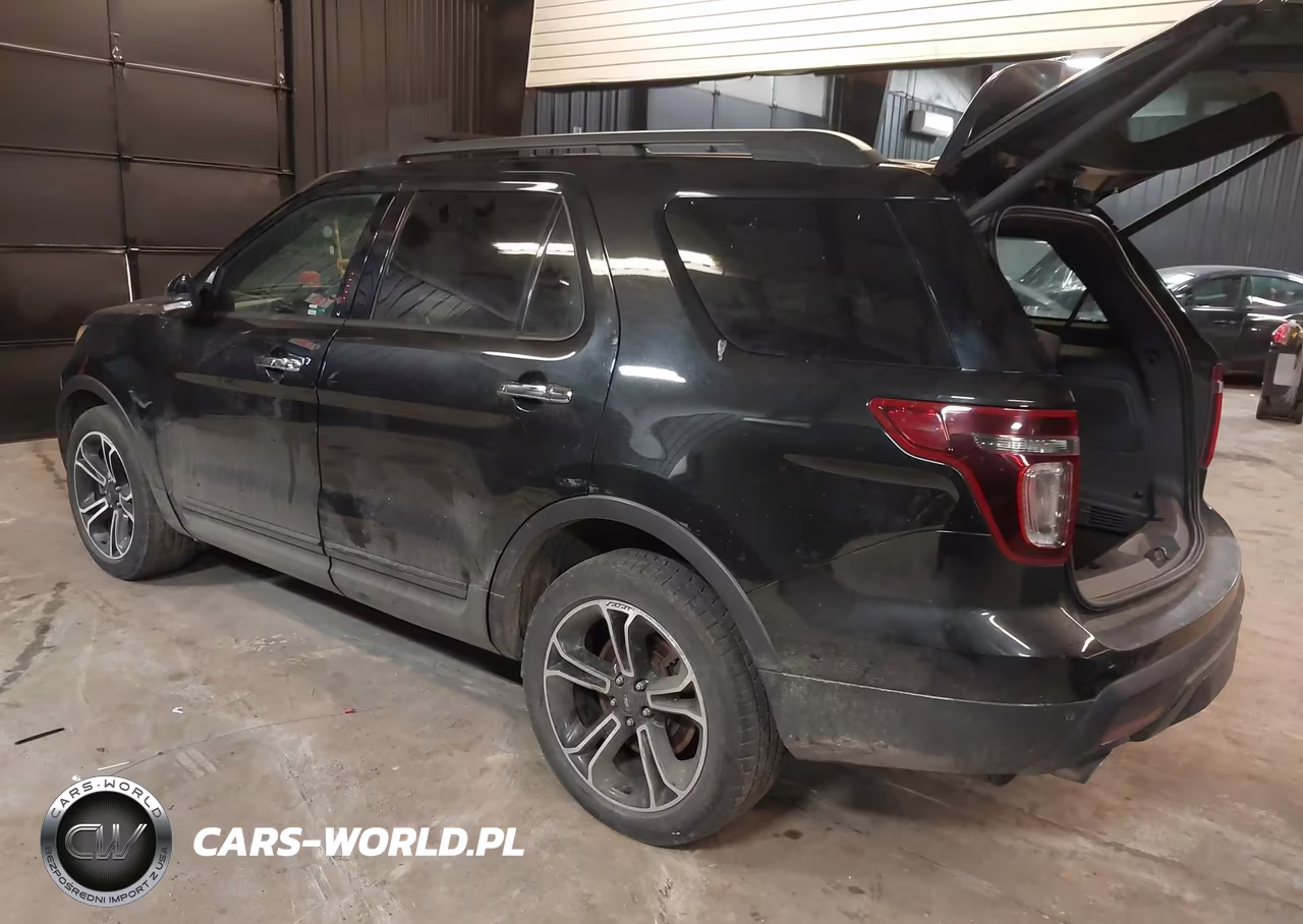2014 Ford Explorer Sport VIN:1FM5K8GT9EGC09469 - 3