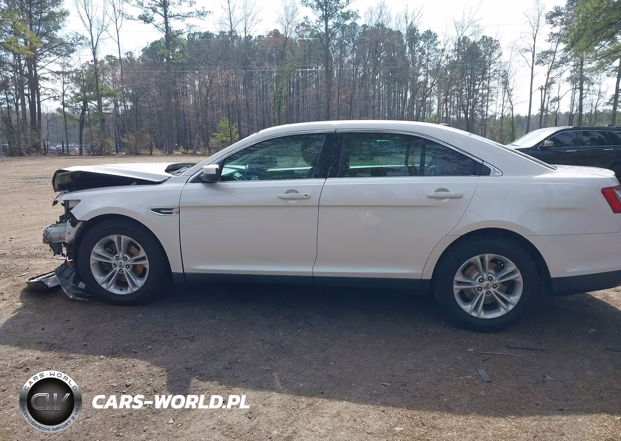 2019 Ford Taurus Sel VIN:1FAHP2E88KG105507 - 14
