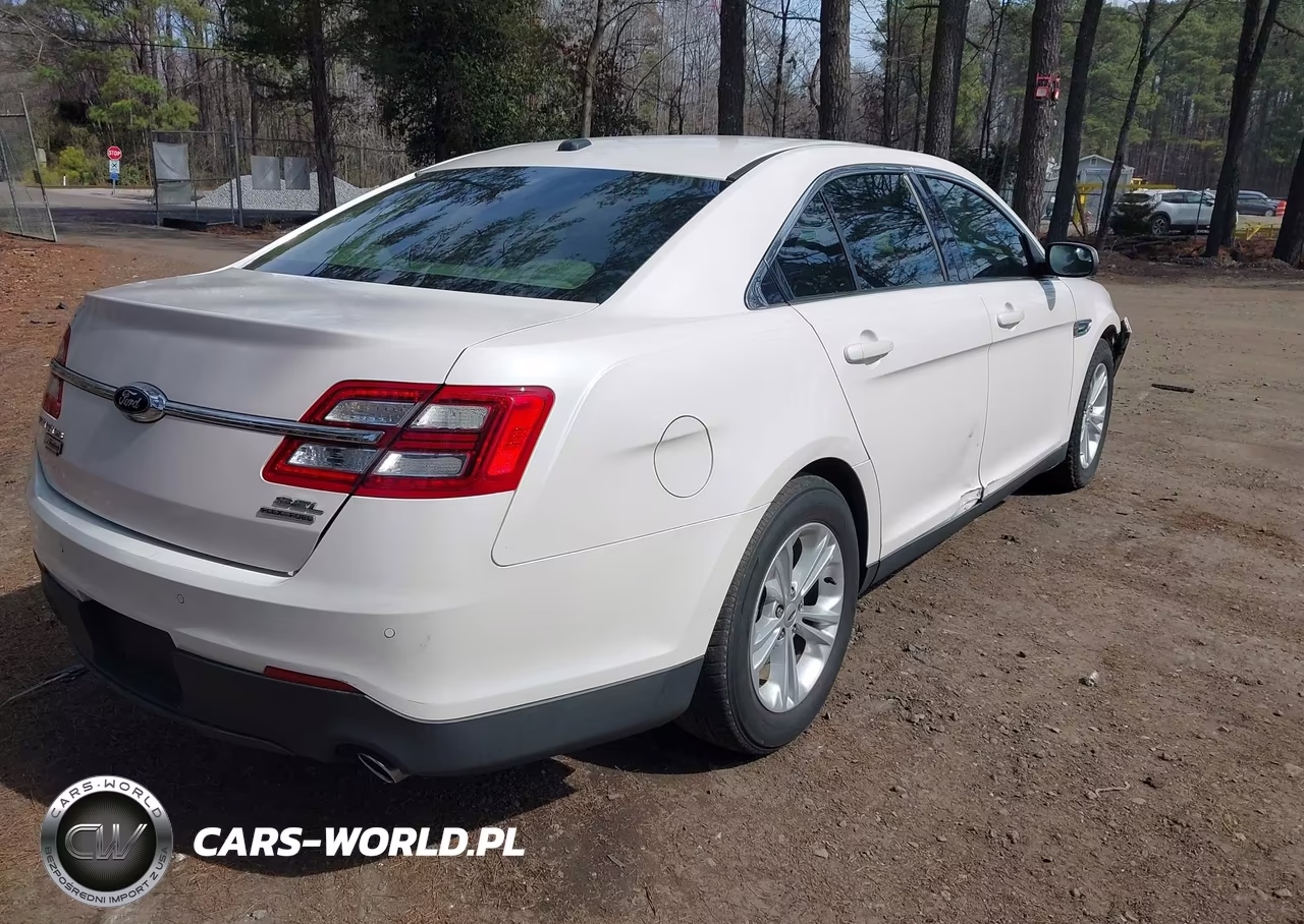2019 Ford Taurus Sel VIN:1FAHP2E88KG105507 - 4