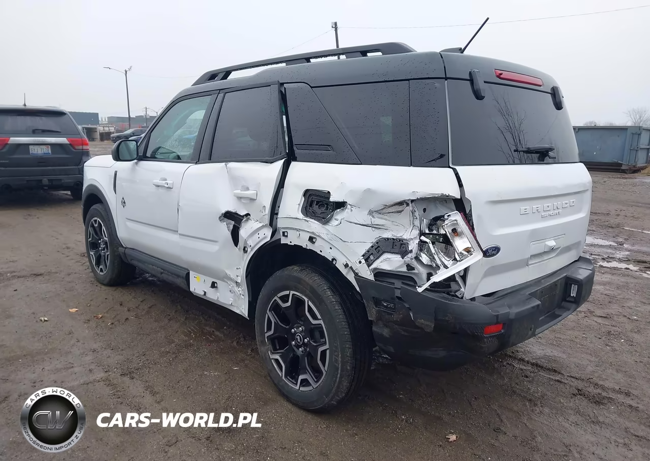 2025 Ford Bronco Sport Outer Banks VIN:3FMCR9CN3SRE93783 - 3