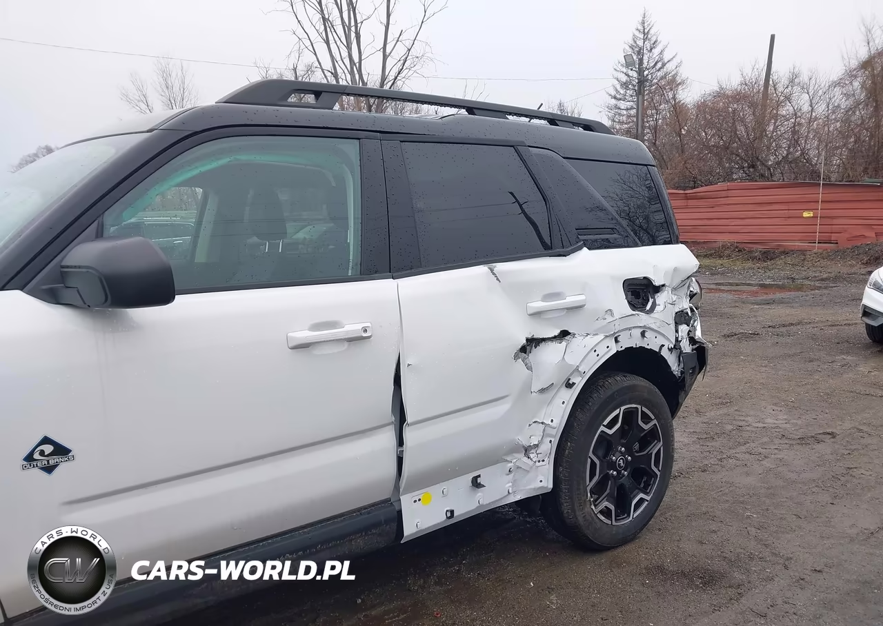 2025 Ford Bronco Sport Outer Banks VIN:3FMCR9CN3SRE93783 - 6