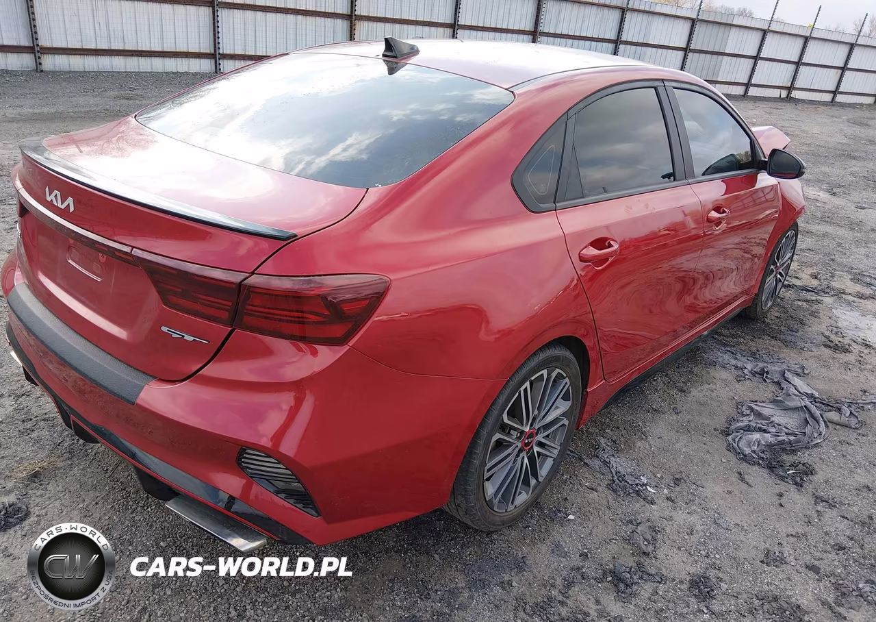 2022 Kia Forte Gt VIN:3KPF44AC4NE424715 - 4
