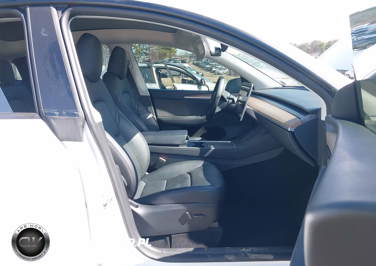 2023 Tesla Model Y Performance Dual Motor All-Wheel Drive VIN:7SAYGDEF2PF777118 - 5