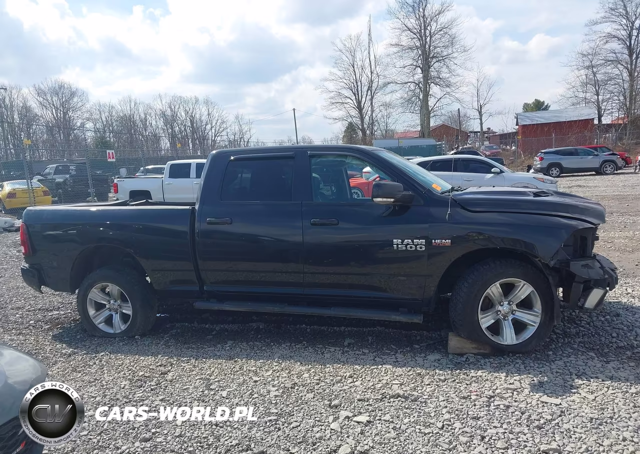 2016 Ram 1500 Sport VIN:1C6RR7UTXGS214767 - 13