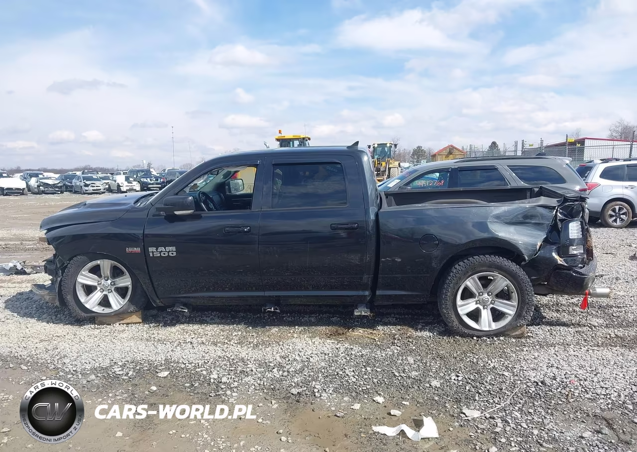 2016 Ram 1500 Sport VIN:1C6RR7UTXGS214767 - 14