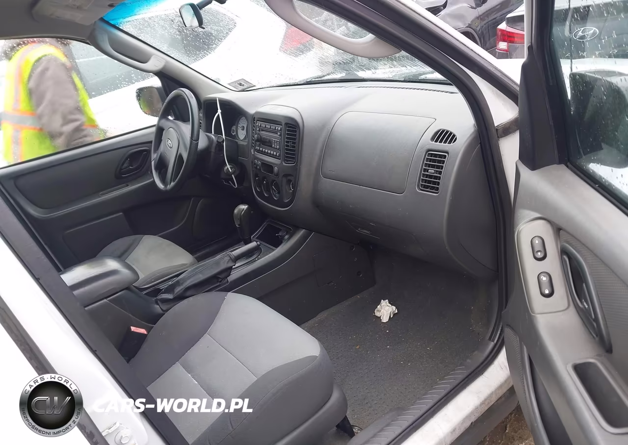 2007 Ford Escape Xls-Xls Manual VIN:1FMYU92ZX7KB25055 - 5