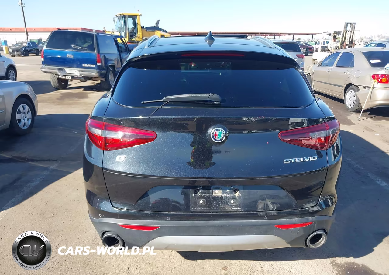 2018 Alfa Romeo Stelvio Ti Awd VIN:ZASFAKBN4J7B94818 - 15