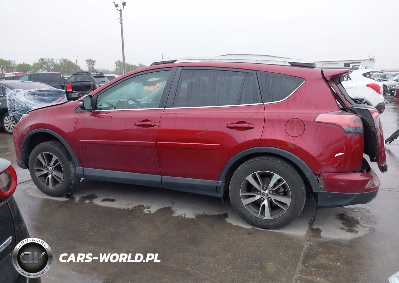 2018 Toyota Rav4 Xle VIN:2T3WFREV7JW458004 - 13