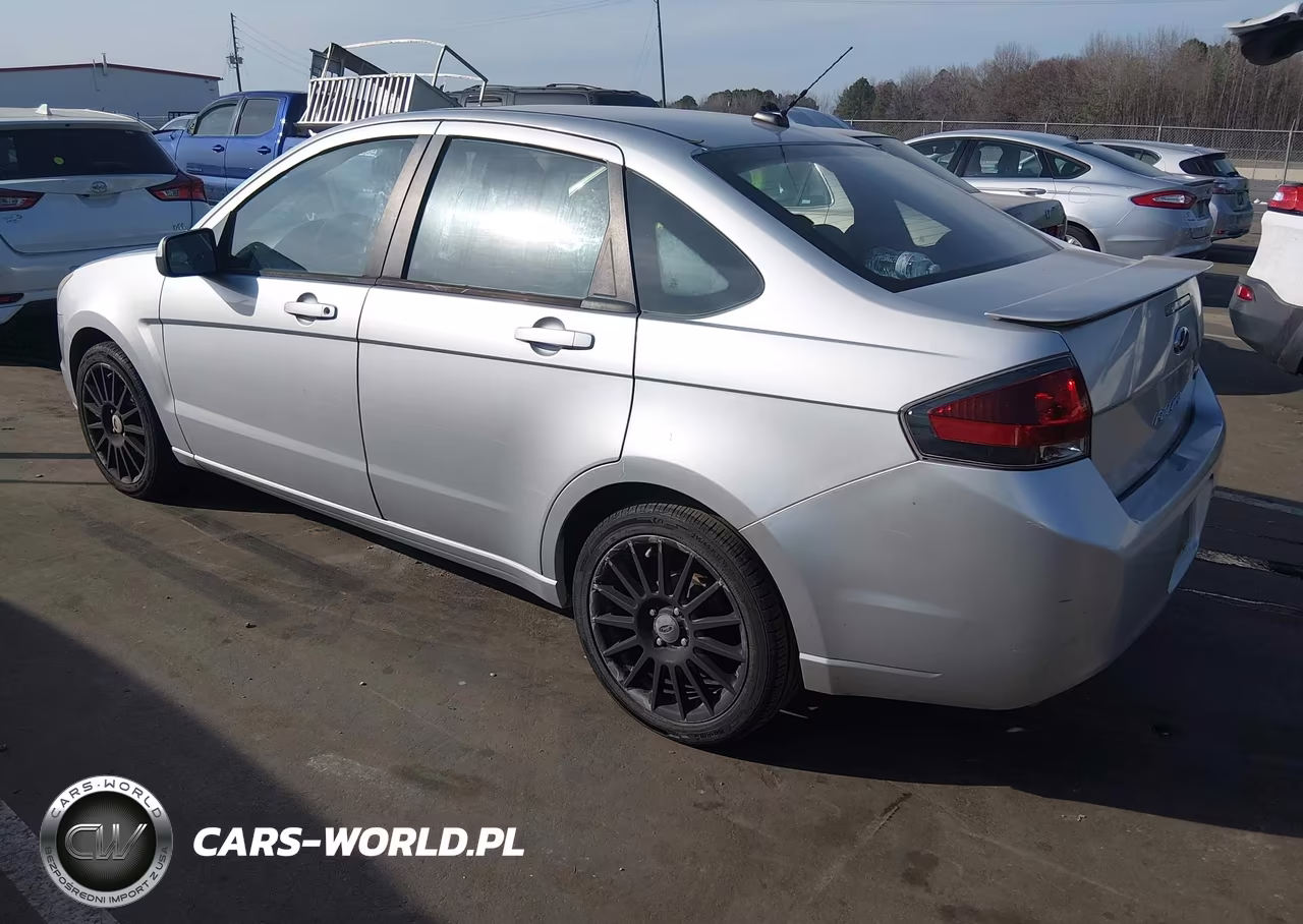 2010 Ford Focus Ses VIN:1FAHP3GN8AW277033 - 3