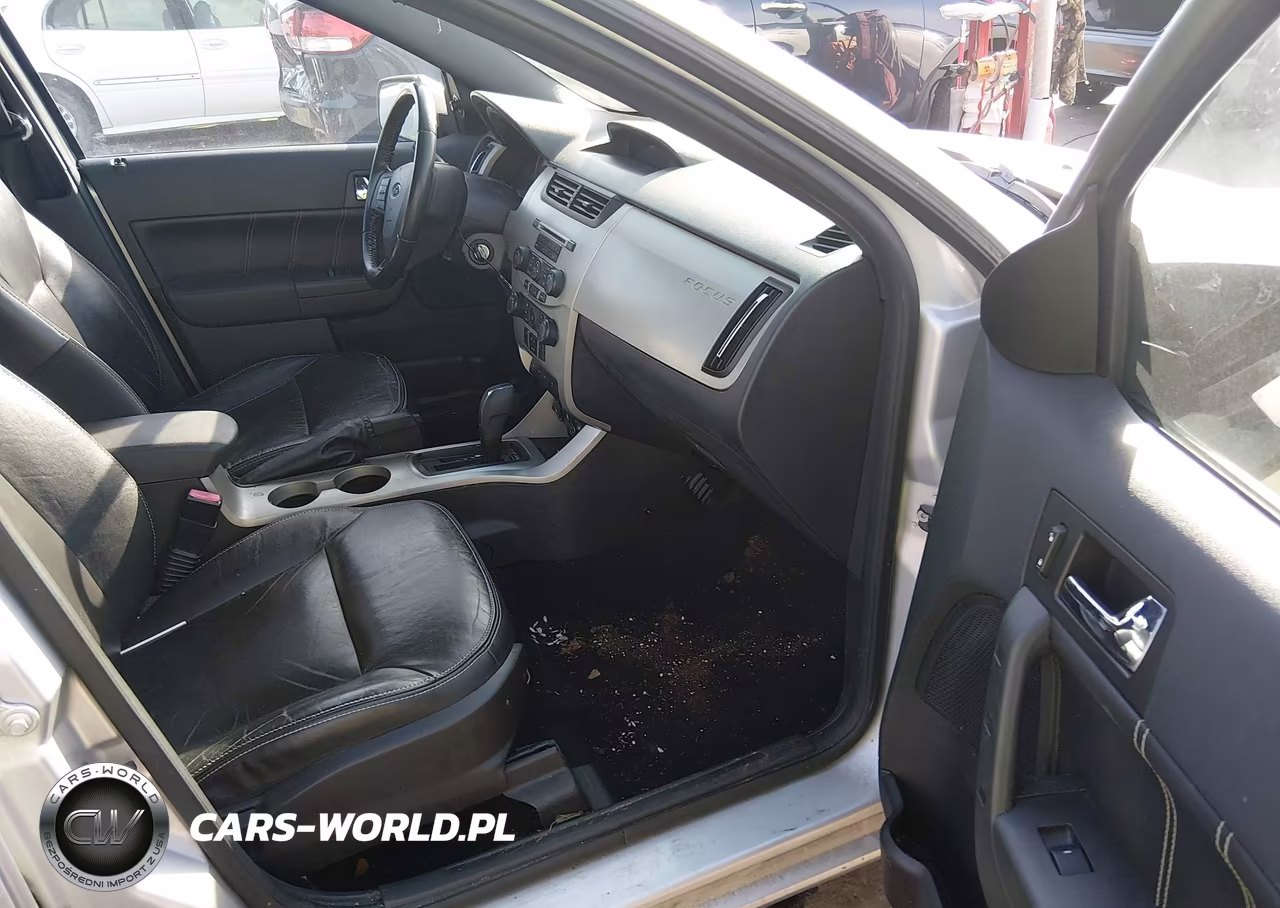 2010 Ford Focus Ses VIN:1FAHP3GN8AW277033 - 5