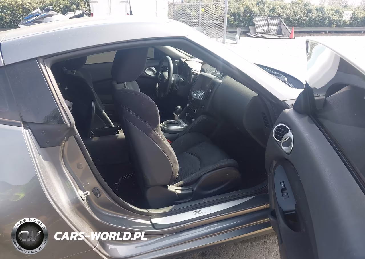 2017 Nissan 370Z Sport Tech VIN:JN1AZ4EH9HM954351 - 5