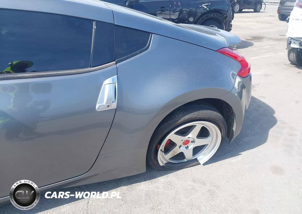 2017 Nissan 370Z Sport Tech VIN:JN1AZ4EH9HM954351 - 6