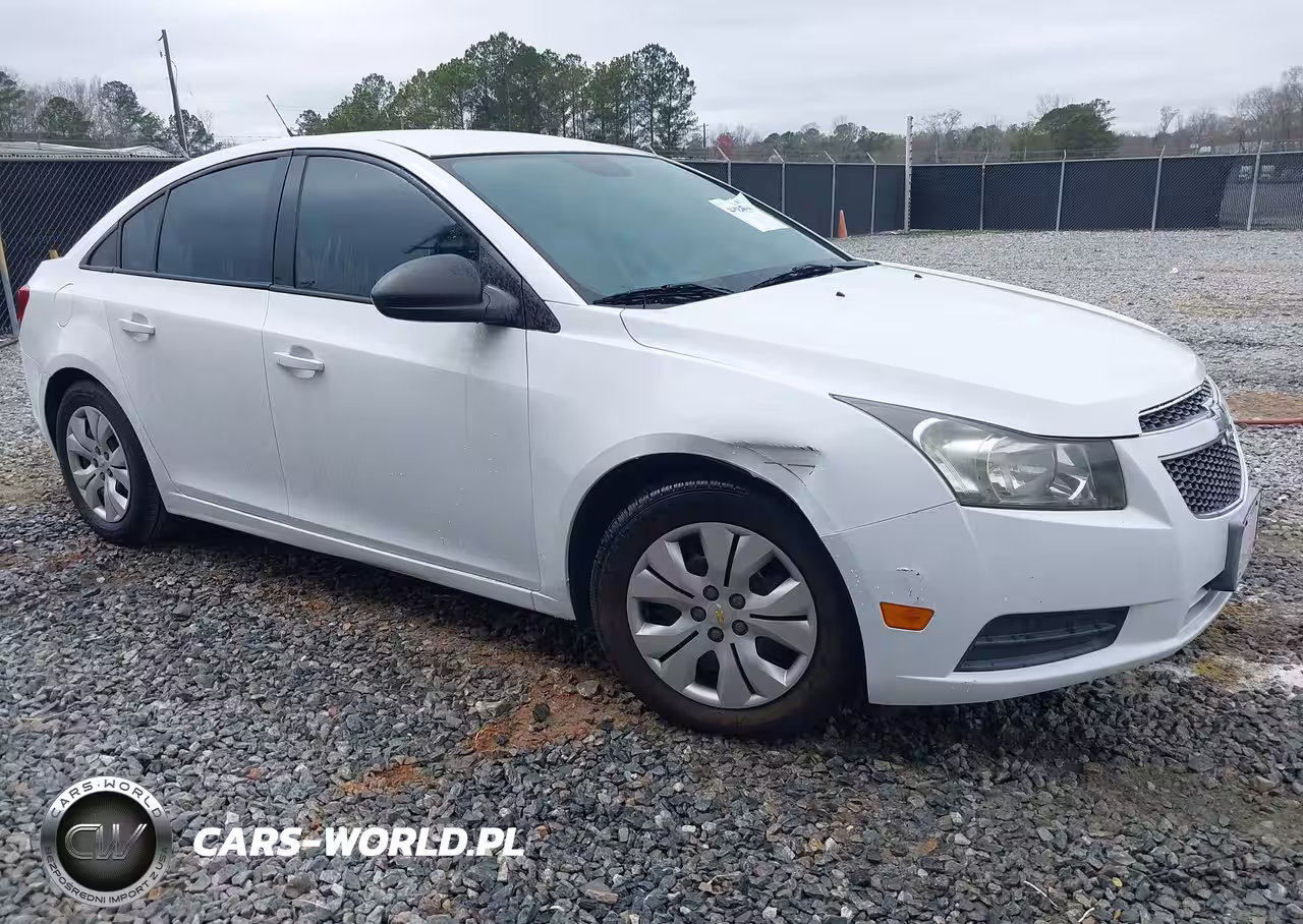 2013 Chevrolet Cruze Ls Auto