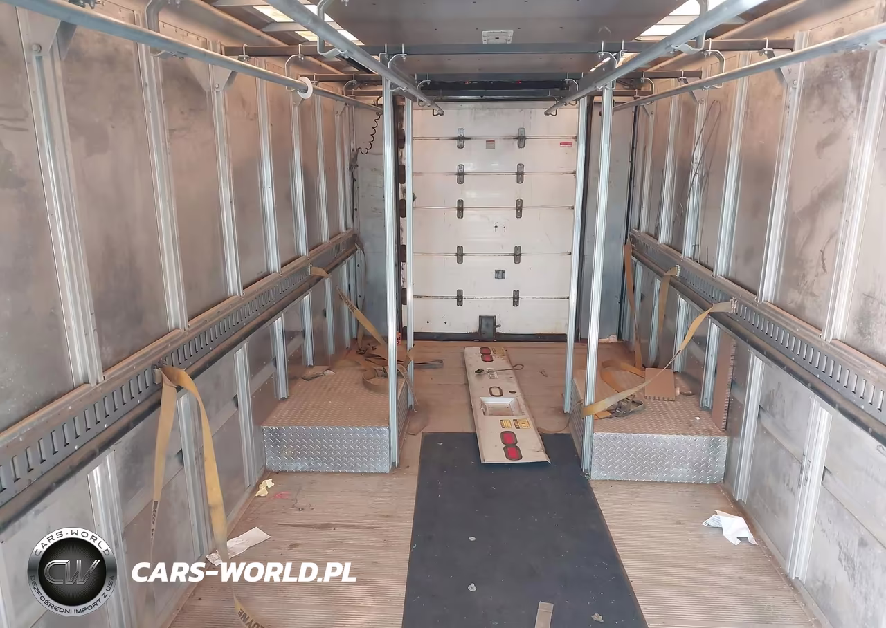 2010 Freightliner Chassis M Line Walk-In Van VIN:4UZAAPDU1ACAS1994 - 7