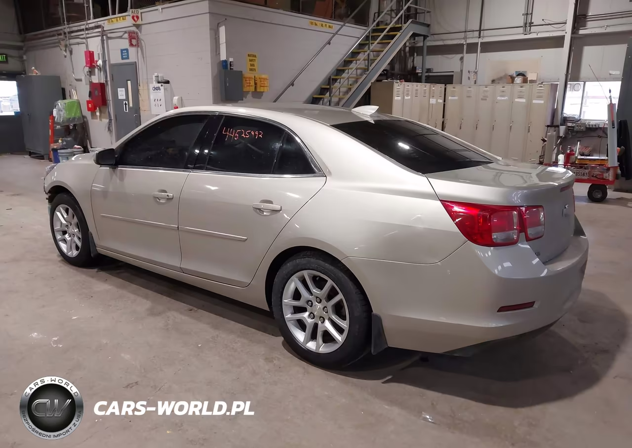 2015 Chevrolet Malibu 1Lt VIN:1G11C5SL4FF246452 - 3