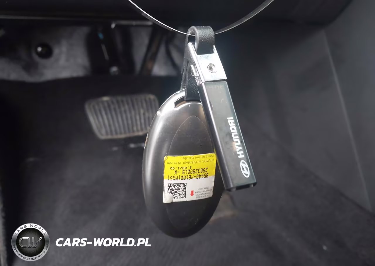 2025 Hyundai Santa Fe Hybrid Limited VIN:5NMP3DG17SH071050 - 11