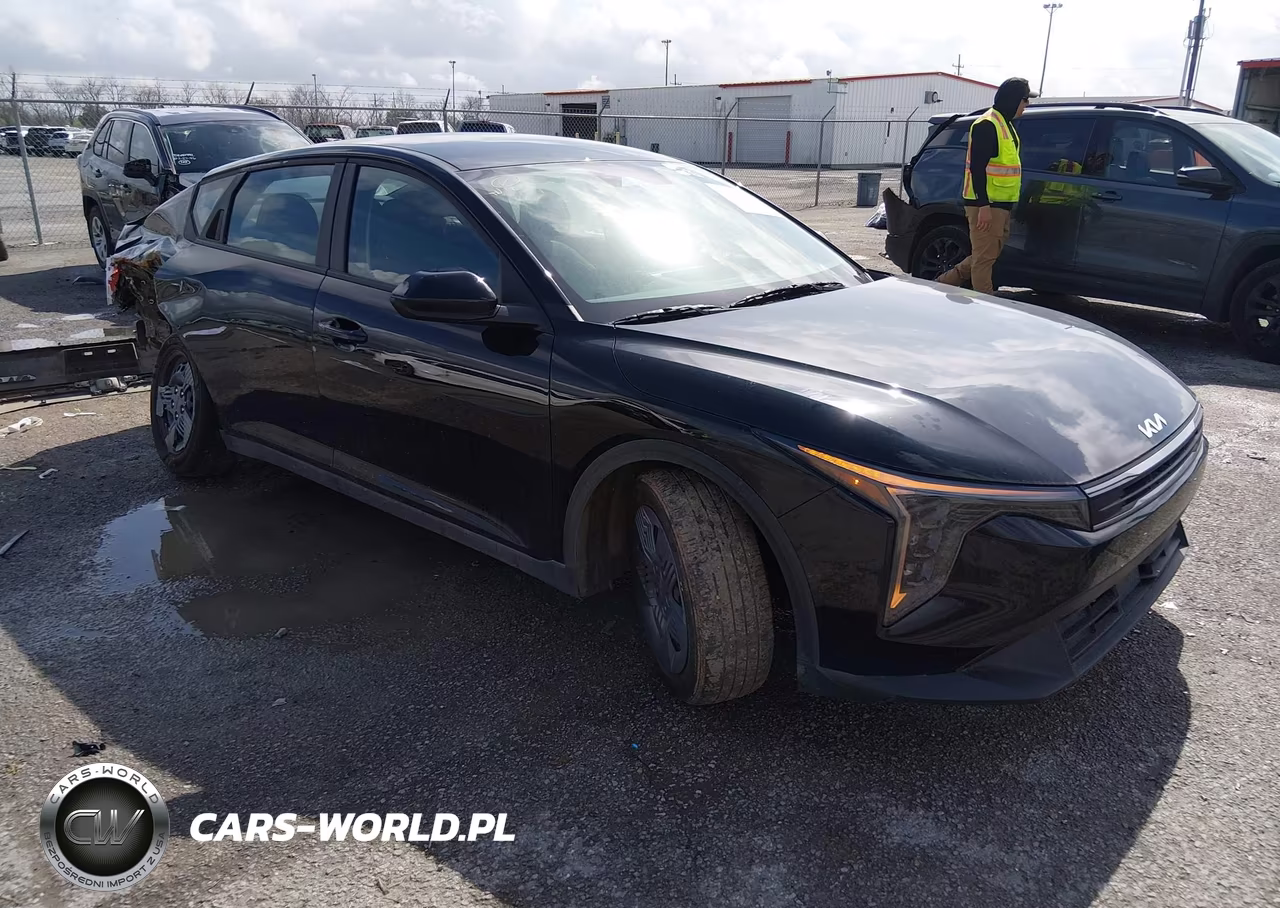 2025 Kia K4 Lx