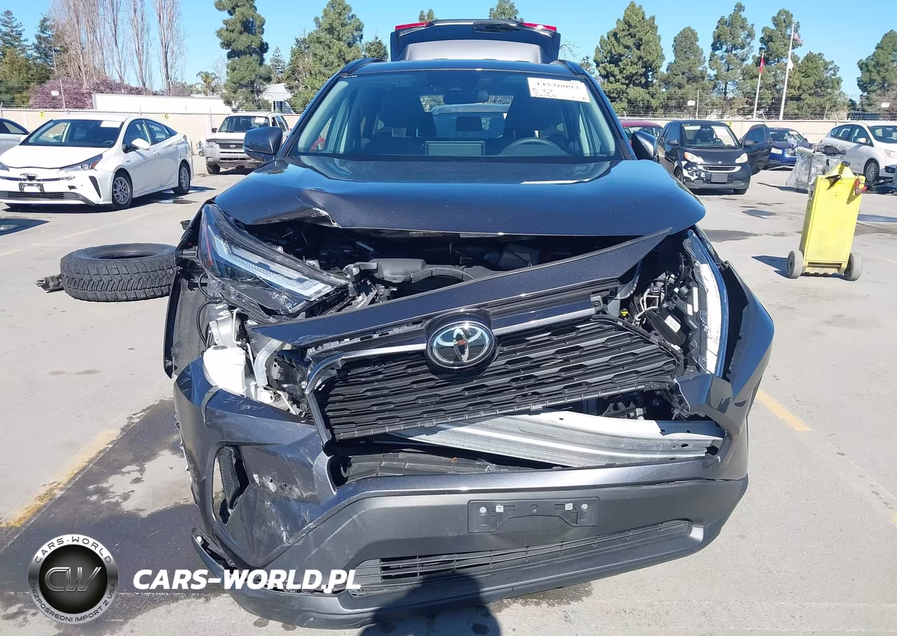 2024 Toyota Rav4 Xle VIN:2T3W1RFV3RC273913 - 6