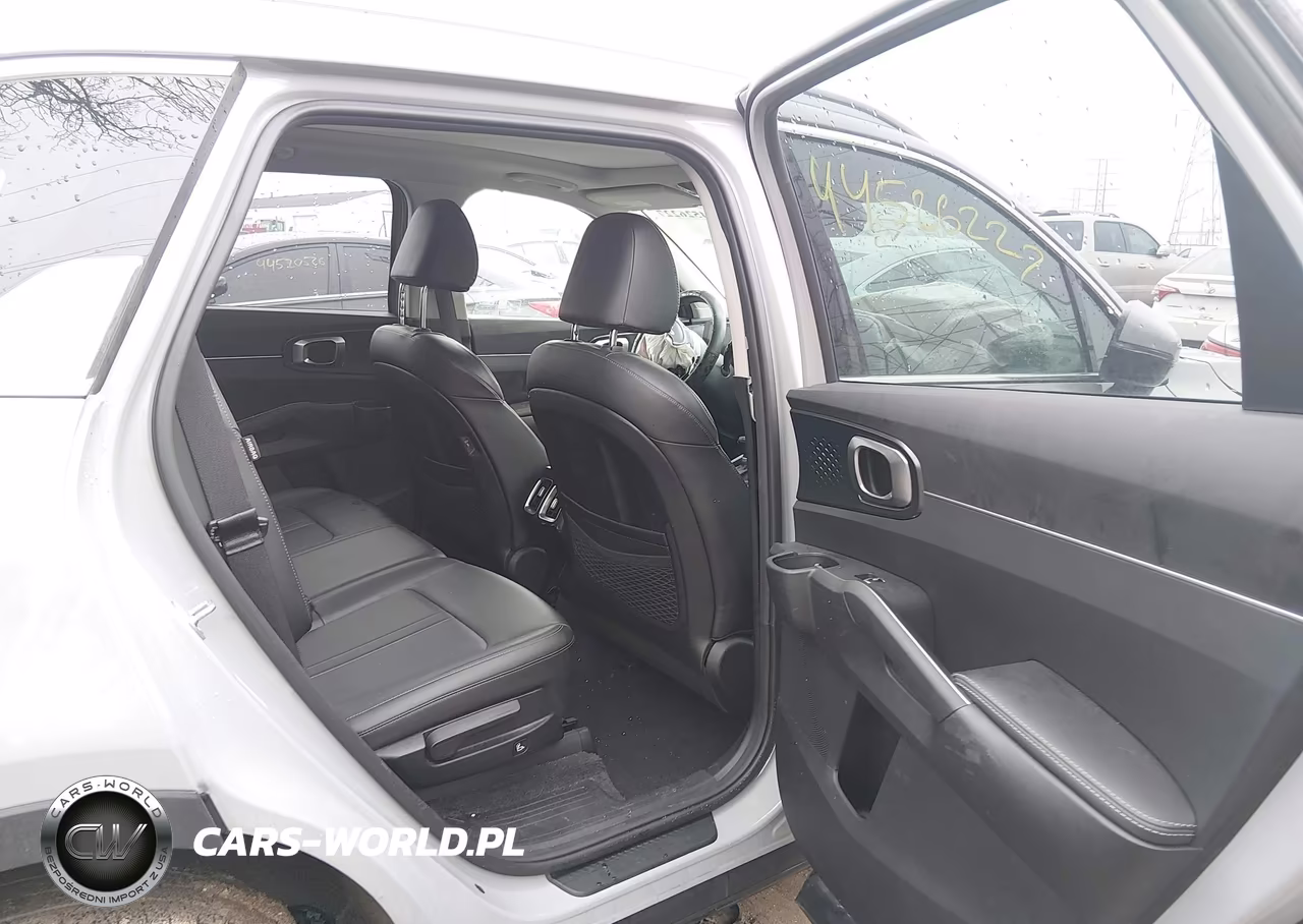 2024 Kia Sorento S VIN:5XYRLDJC7RG262670 - 8