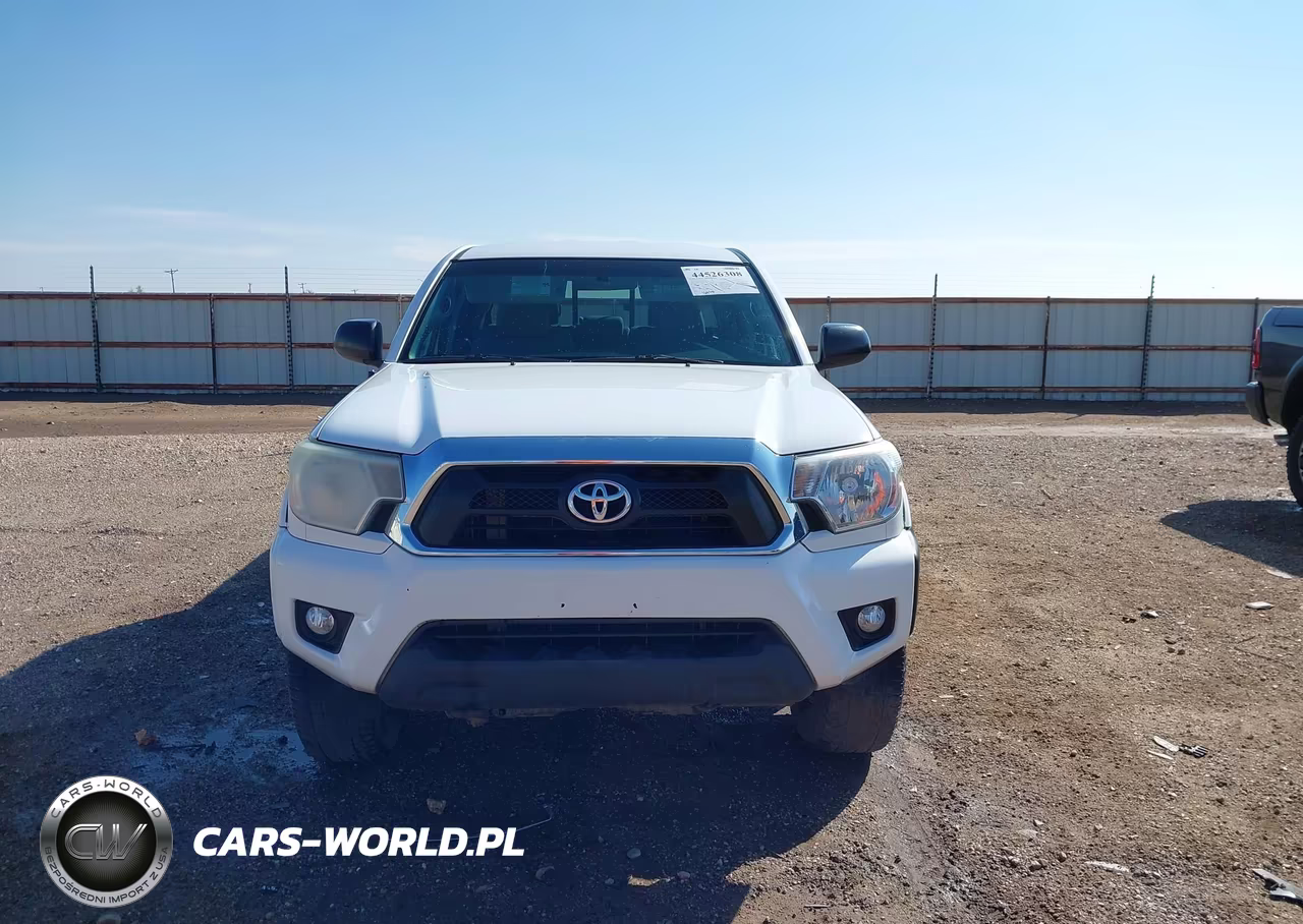 2014 Toyota Tacoma Base V6 VIN:5TFLU4EN6EX100633 - 13