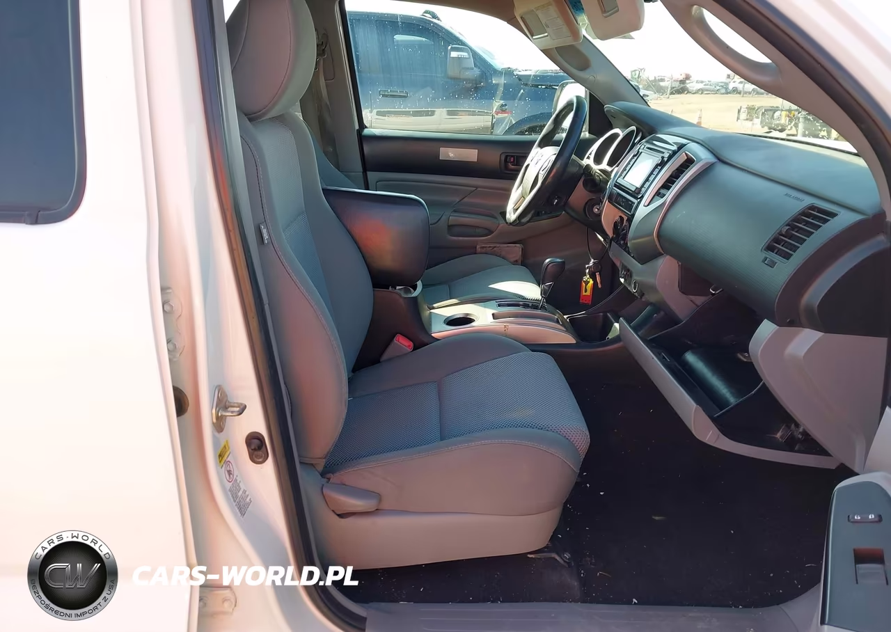 2014 Toyota Tacoma Base V6 VIN:5TFLU4EN6EX100633 - 5