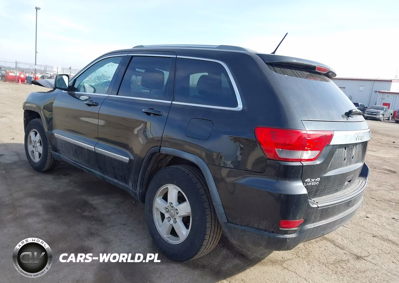 2012 Jeep Grand Cherokee Laredo VIN:1C4RJFAG0CC149630 - 3
