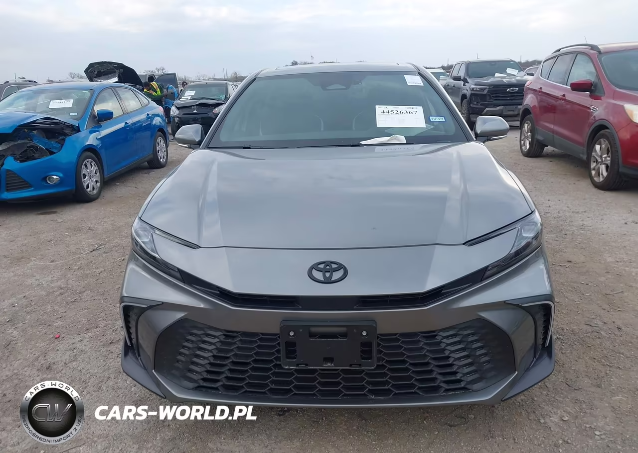 2026 Toyota Camry Se VIN:4T1DAACK7TU660286 - 12