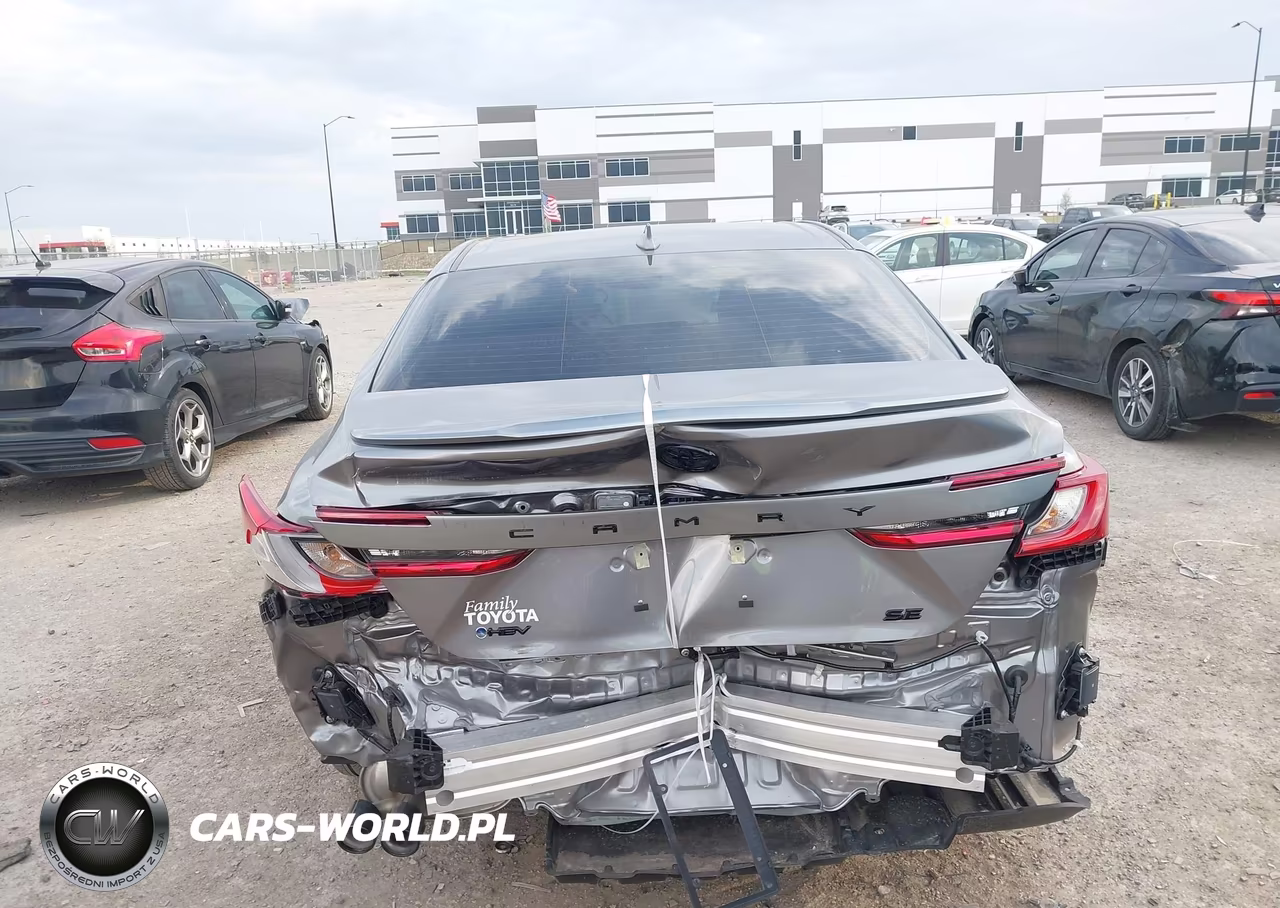 2026 Toyota Camry Se VIN:4T1DAACK7TU660286 - 16